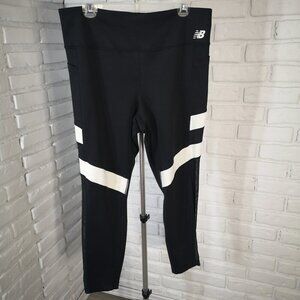 New Balance Ladies Size XL Black w/ White Inserts Ankle Length Leggings